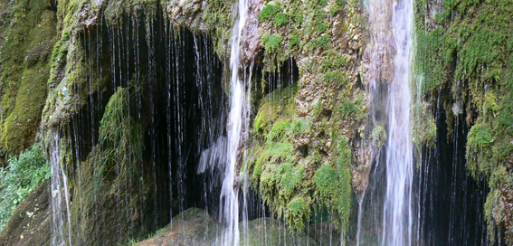 Крушунските водопади